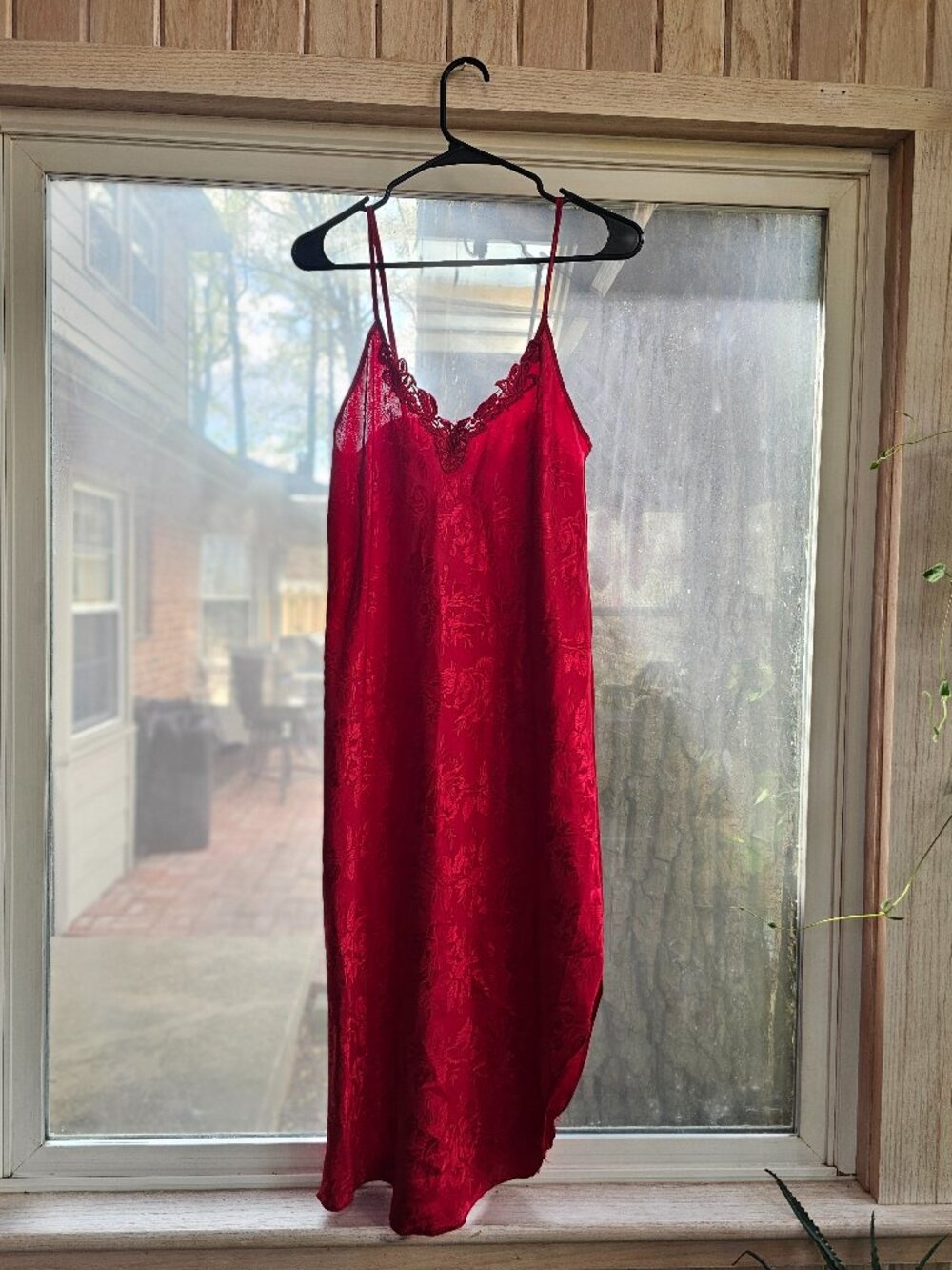 Innermost Vintage Red Rose Slip Size M